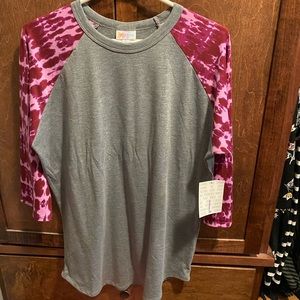 Women’s lularoe 3/4 sleeve shirt